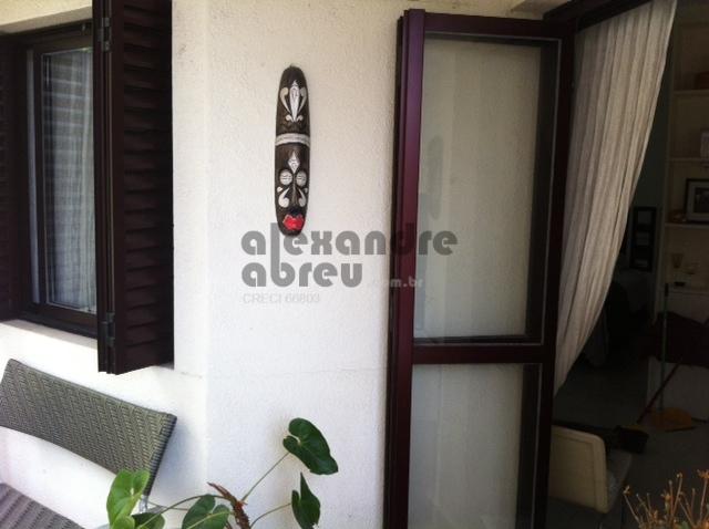 Apartamento à venda com 1 quarto, 52m² - Foto 24