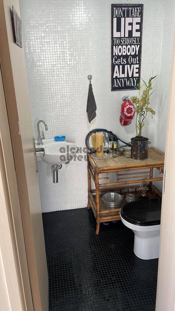 Apartamento à venda com 1 quarto, 160m² - Foto 10