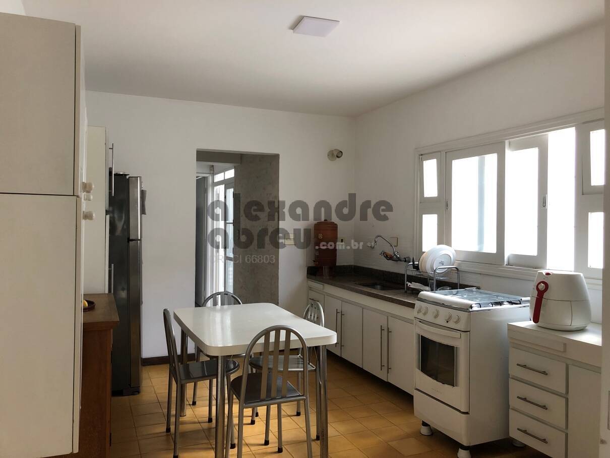 Casa à venda com 4 quartos, 162m² - Foto 14