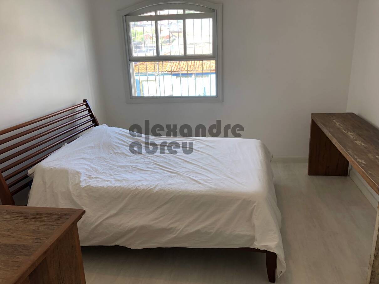 Casa à venda com 4 quartos, 162m² - Foto 25