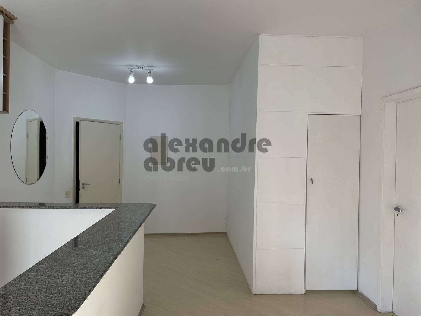 Apartamento à venda e aluguel com 1 quarto, 52m² - Foto 7