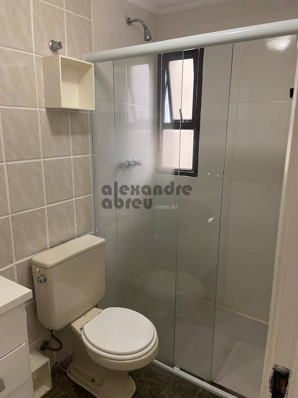 Apartamento para alugar com 1 quarto, 46m² - Foto 12