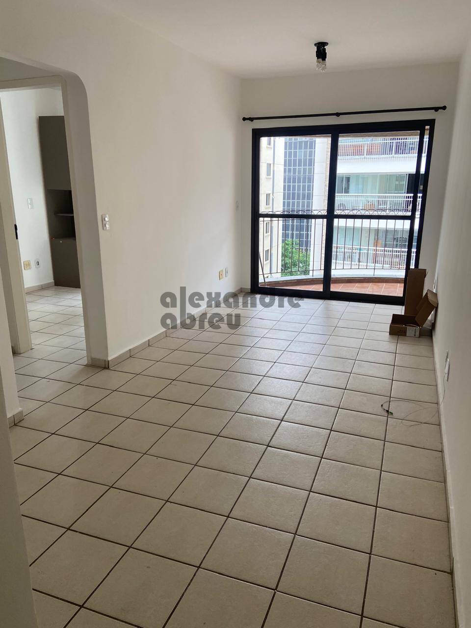 Apartamento para alugar com 1 quarto, 46m² - Foto 6