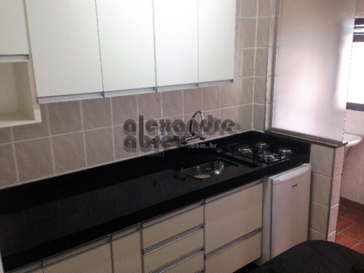 Apartamento para alugar com 1 quarto, 46m² - Foto 10